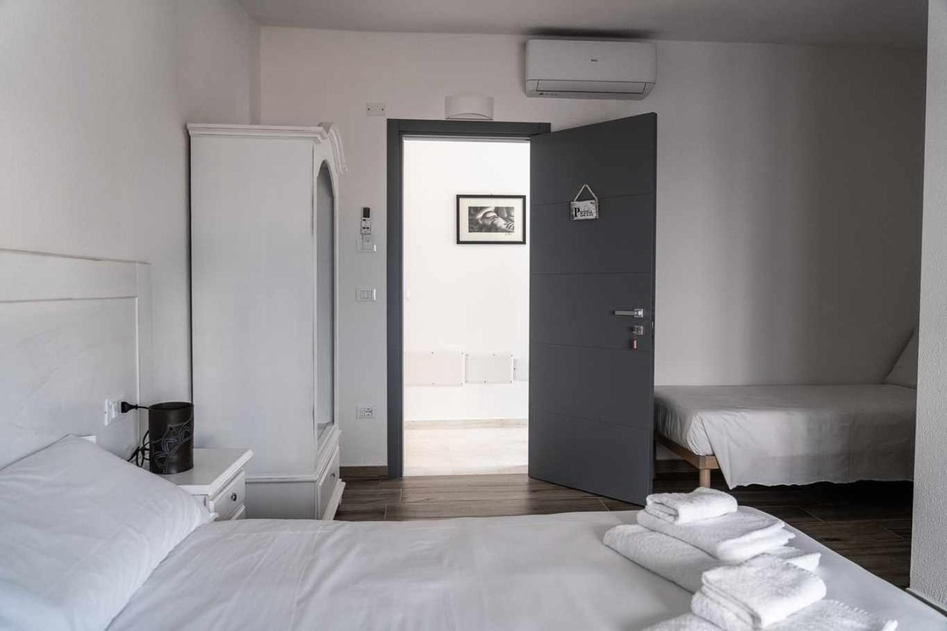 Domo Orise Alloggio In Pieno Centro Orosei Zimmer foto
